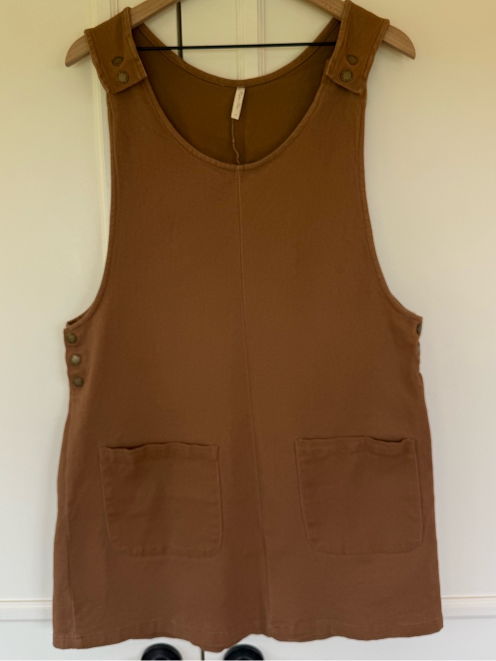 Rylee + Cru overalls dress, size L